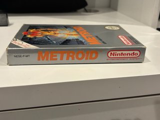 Metroid NES (Nintendo Entertainment System)