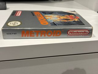 Metroid NES (Nintendo Entertainment System)