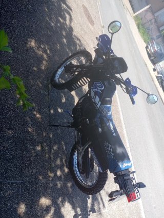 Yamaha DT Enduro Moto