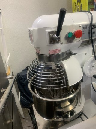 Amasadora Planetaria 20L -78kg - 440/580/770mm