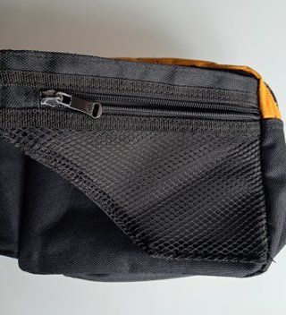 Marsupio Kappa Blu/Arancio/Nero con Tasche e Zip.