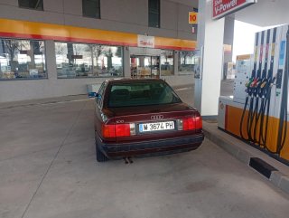 Audi 100 2.8 v6