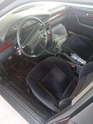 Audi 100 2.8 v6
