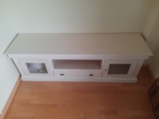 Mueble TV madera maciza lacado blanco