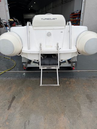 Williams Turbojet 325 Semirrígida
