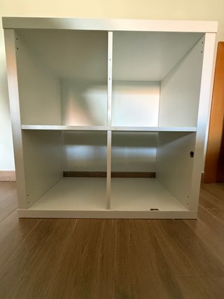 Dormitorio completo: 2 camas, armario, mesilla