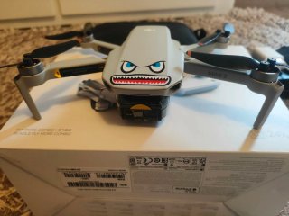 Dron DJI Mini 2 Fly More Combo