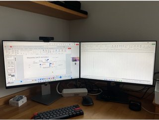2 Monitores Dell U2414H 24” Full HD