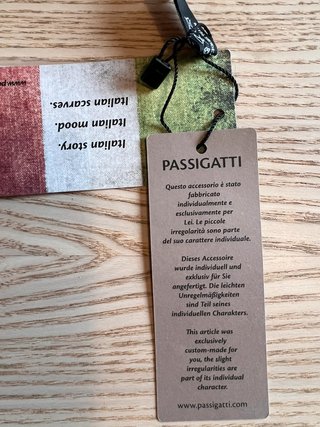 Passigatti Beige Crinkle Scarf Lightweight Elegant