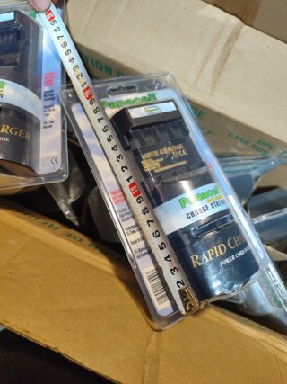 OFERTA!! , CARGADORES DE PILAS NUEVOS