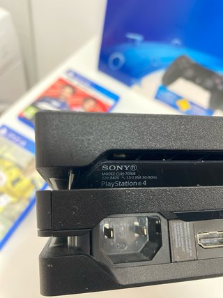PS4 Pro 1TB Versión 12.50