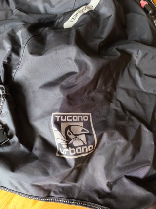 Manta Tucano Urbano Termoscud Negra