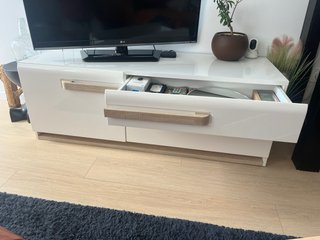 Mueble salón blanco brillo vitrina + TV
