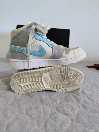 Scarpe Jordan Mid Beige Blu Grigio
