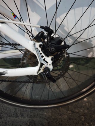 Bicicleta Orbea Blanca en muy buen estado