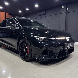 Volkswagen Golf 8.5 GTI 2.0 TSI 300cv Clubsport