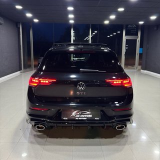 Volkswagen Golf 8.5 GTI 2.0 TSI 300cv Clubsport