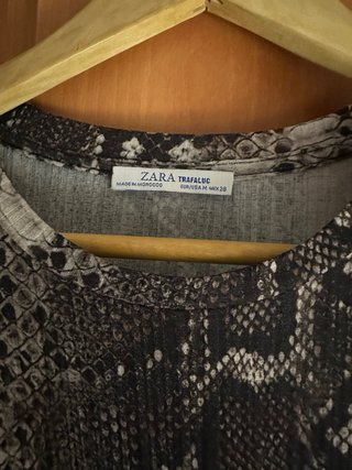 Camiseta Zara
