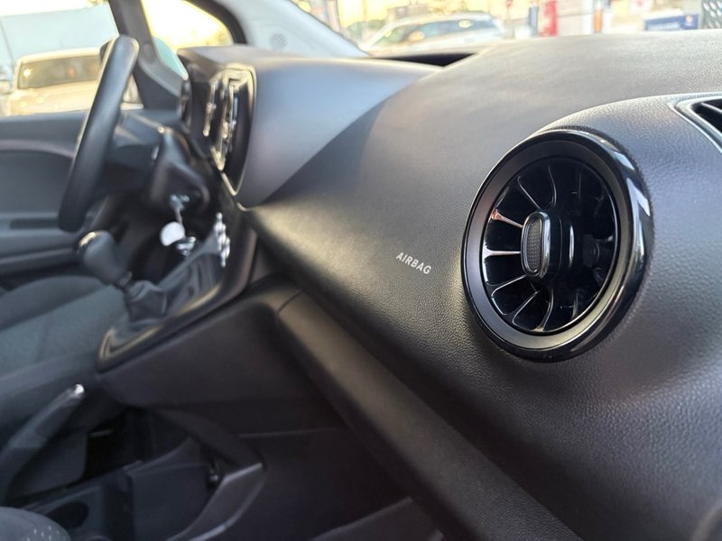 Mercedes-Benz Citan 2022, foto 19