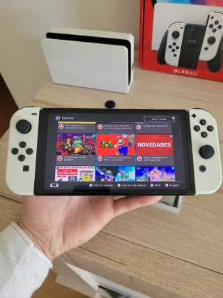 Nintendo Switch OLED Blanca + Juego y Accesorios