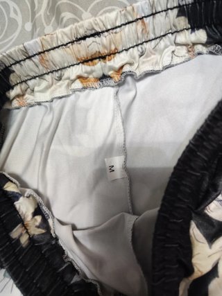 Pantalón ancho estampado floral