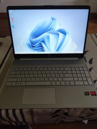 Portátil HP 15s-eq2xxx AMD Ryzen 5