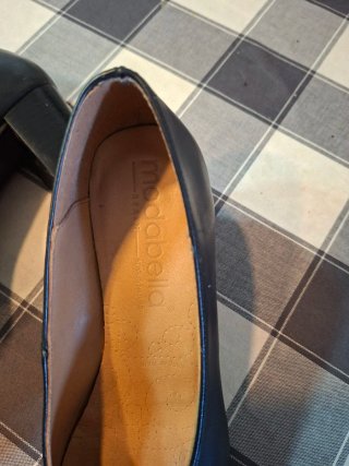 Zapatos de tacón negros Moda Bella