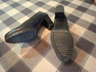 Zapatos de tacón negros Moda Bella