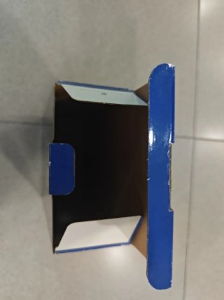 Caja Nintendo 2DS con manuales
