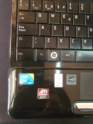 Portátil Toshiba Satellite L505-10K