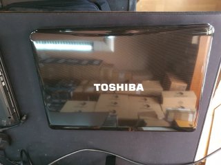 Portátil Toshiba Satellite L505-10K