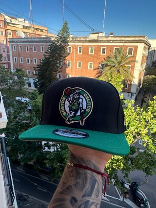 Gorra New Era Boston Celtics Negra y Verde