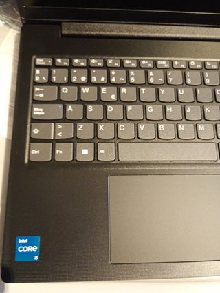 Lenovo V15 G4 IRU 15.6 FHD 16GB RAM 512GB SSD