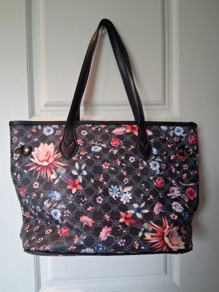 Bolso Desigual floral negro multicolor