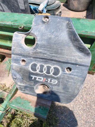 Tapa motor Audi A3 TDI 1.9