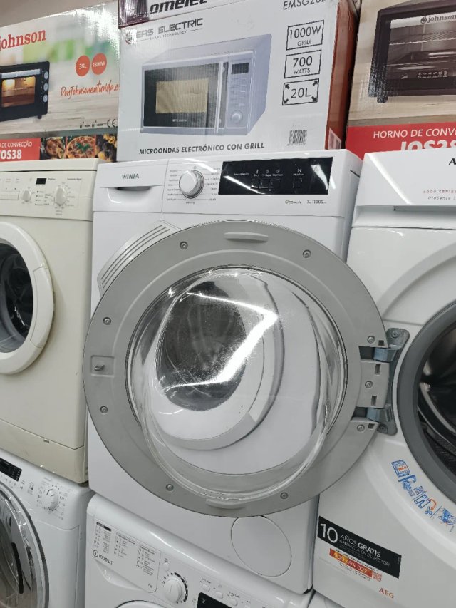 Lavadora Carga Frontal AEG 8kg