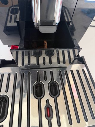 Cafetera DeLonghi Magnifica S - Muele grano