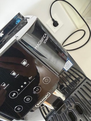 Cafetera DeLonghi Magnifica S - Muele grano