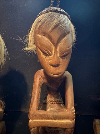 Conjunto de tres Figuras Étnicas Madera