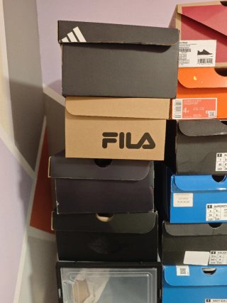 Lote Cajas Zapatillas Nike Adidas Puma DC Fila, 5€