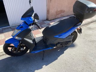 Kymco 125cc Scooter Azul Automático 2004