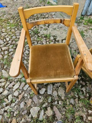 Juego de 6 sillas de madera y terciopelo