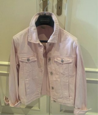 Cazadora vaquera rosa Zara