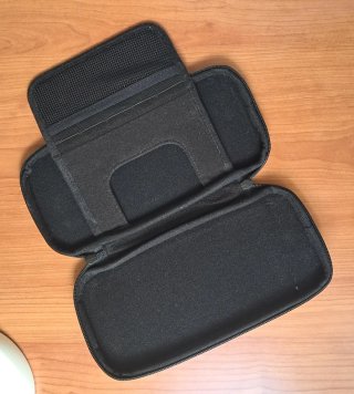 Funda Nintendo Switch Fina