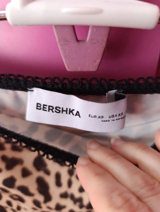 Falda larga leopardo Bershka