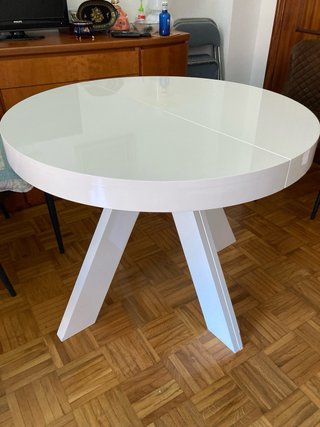 Mesa redonda extensible blanca