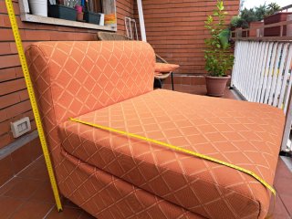 Poltrona arancione sfoderabile