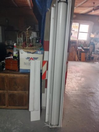 Puerta corredera aluminio con persiana