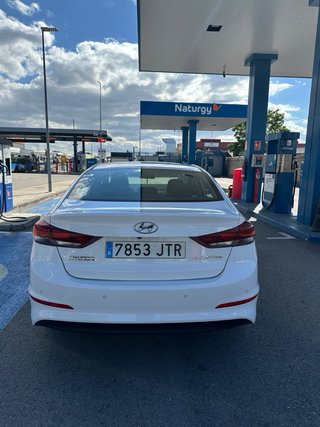 Hyundai Elantra 2016