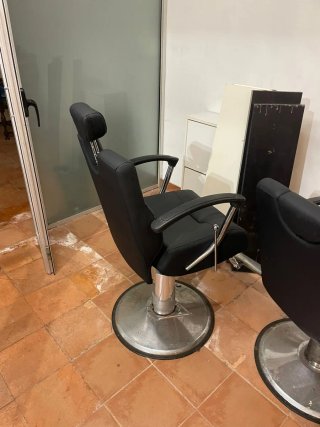2 Sillones de Peluquería Negros